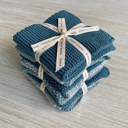 Knitted washcloths made from 100% cotton